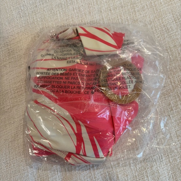 NWT Hutch Bea One Piece Swimsuit - Picture 6 of 6